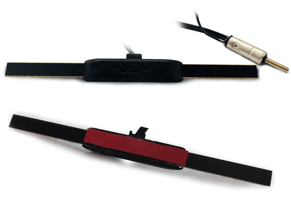 Antena Orion VAIP de frente e de costas, com a fita dupla face e o plug DIN